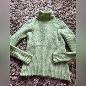 Medium wool mohair blend green turtleneck